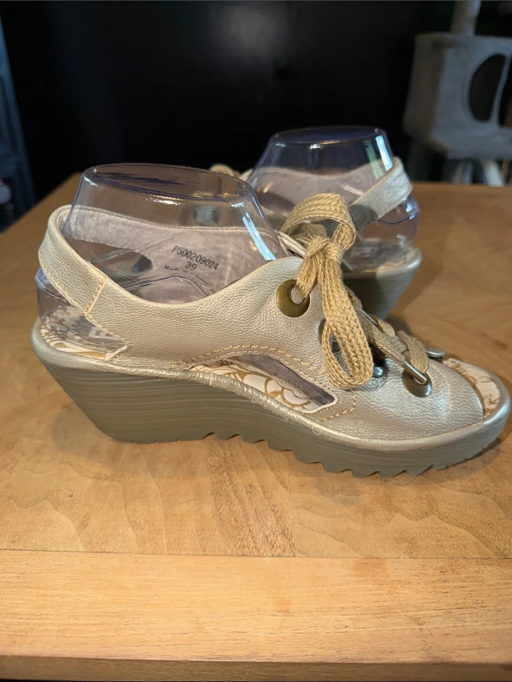 Fly London Ylva Borgogna Open Toe Wedges Size 39